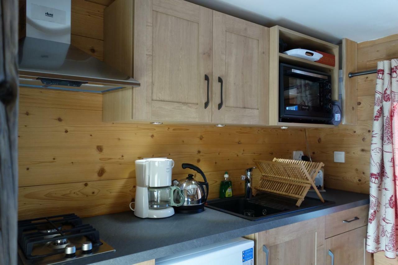 La chambre du Moulin Villard-sur-Doron Extérieur photo