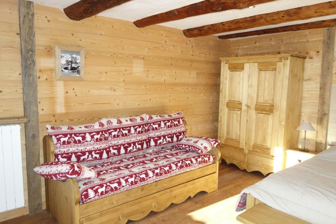 La chambre du Moulin Villard-sur-Doron Extérieur photo